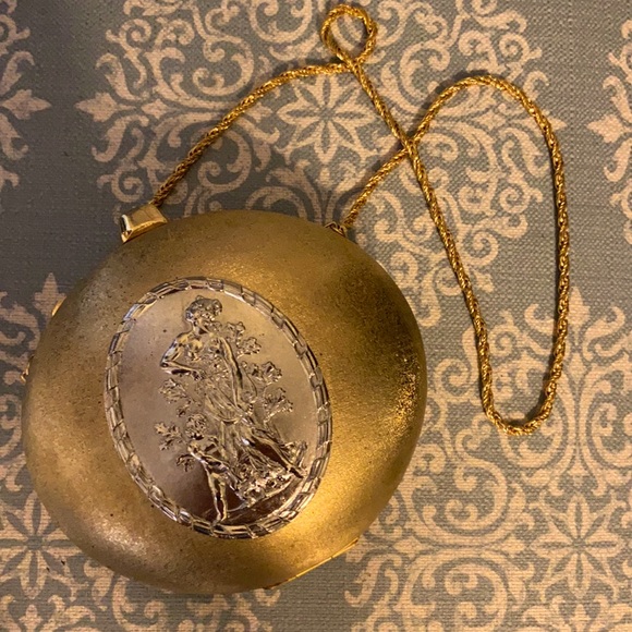 Saks Fifth Avenue Handbags - ANTIQUE!! Hard Shell Clutch Bag 😍